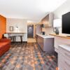 Отель Holiday Inn & Suites Toledo Southwest - Perrysburg, an IHG Hotel, фото 5