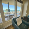 Отель Astonishing Oceanfront Condo with Oversized Balcony to Enjoy Amazing Gulf View - Unit 0204 by RedAwn, фото 11