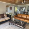 Отель Winfield Manor 3 Bedroom Home, фото 5