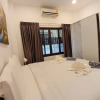 Отель White House With 2br-1bath Near Kathu Water Fall, фото 10