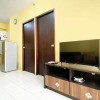 Отель Warm And Cozy 2Br Mutiara Bekasi Apartment, фото 7