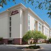 Отель Hampton Inn & Suites Charlotte/Pineville в Пайнвилле