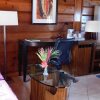 Отель Mangos Boutique Beach Resort в Дискавери-Бее