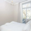 Отель Modern & Spacious 1 Bedroom Apartment in London, фото 11