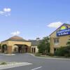 Отель Days Inn & Suites Omaha NE, фото 1