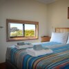 Отель Ceduna Shelly Beach Caravan Park в Седуне