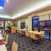 Отель TownePlace Suites Tulsa Broken Arrow, фото 8