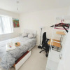 Отель Room in Guest Room - Double Room, Full Kitchen, Smart TV, Shared Bathroom in 3-bed Home, фото 10