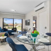 Отель NEW Modern 1BR 1BA Gold Coast Pool GYM Tennis, фото 12