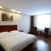 Отель GreenTree Inn YunCheng South of Railway Station North FengHuang Road Shell Hotel, фото 9
