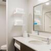 Отель Hampton Inn Westfield, фото 6