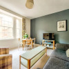 Отель JOIVY Amazing Location! - Lovely Rose St Apt in New Town, фото 6