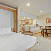 Отель Beautiful Ski-In Ski-Out Condo, Great Location - CM244 by RedAwning, фото 4