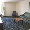 Отель La Quinta Inn & Suites by Wyndham Tulsa Central, фото 19