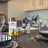 Отель Lovely Apartment by the Hillwood Park-free Parking, фото 9