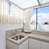 Отель FL014 3 Bedroom Apartment By Senstay, фото 18