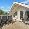Отель 8 Person Holiday Home in Hejls, фото 10