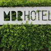 Отель MDR Hotel в Лопбури