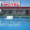 Отель Hampton Harbor Motel в Хемптоне