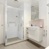 Отель Bright and Spacious Viaduct Living with free carpark by Urban Butler, фото 2