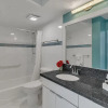 Отель Standard Ocean View Condo - 36th Floor, Free parking & Wifi by Koko Resort Vacation Rentals, фото 9