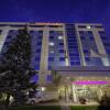 Отель Armon Plaza Montreal Airpt, Trademark Collection by Wyndham в Монреале