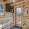 Отель Tiny House!in the Mountains Near Pikes Peak W/ac, фото 6