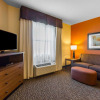 Отель MainStay Suites Watford City - Event Center, фото 3