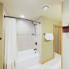 Отель New Listing! Inviting Mountain W/ Hot Tub 4 Bedroom Home, фото 9