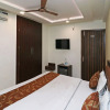 Отель OYO 11648 CP Residency, фото 18