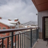 Отель Comfortable 1 Bedroom Slopeside Condo - No Cleaning Fee! by RedAwning, фото 6