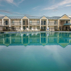 Отель Quality Inn & Suites Hanes Mall, фото 18
