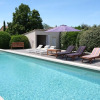 Отель Charming vacation rental with a swimming pool in the heart of Luberon Natural Park,13 people LS2-306, фото 6