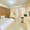 Отель Best Location And Simply Studio Room At Bassura City Apartment, фото 12