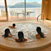 Отель Holly Tree Hotel, Swimming Pool & Hot Tub, фото 10