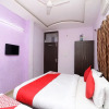 Отель OYO 14983 Gwala Guest House, фото 14