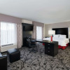 Отель Hampton Inn & Suites Roanoke Airport, фото 3