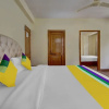 Отель Itsy By Treebo - Chichoga Holiday Inn With River View, фото 18