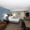 Отель Baymont Inn & Suites, фото 6