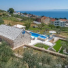 Отель Villa Blue Sky - Three Bedroom Villa With Pool ID Direct Booker 9137, фото 18