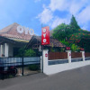 Отель OYO 287 Rumah Eyang, фото 11