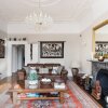 Отель Grand Victorian Apartment in Sought-after Clifton, фото 1