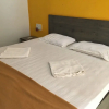 Отель OYO StayOut Villa 2BHK Near Tito's Lane, фото 4