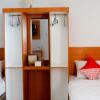 Отель OYO 2199 Mandiri Guest House Syariah, фото 7