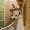 Отель Valletta Merisi Suites, фото 1