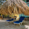 Отель Wonderful 1-bedroom Apartment 3 km From Eagle Beach, фото 18