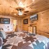 Отель Smoky Mountain Dream - Five Bedroom Cabin, фото 19