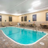 Отель La Quinta Inn & Suites Summersville / New River National Park, фото 17