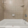 Отель Comfort Suites Hudson I-94, фото 9