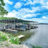 Отель Peaceful Osage Beach Apt w/ Grill & Boat Slip!, фото 14